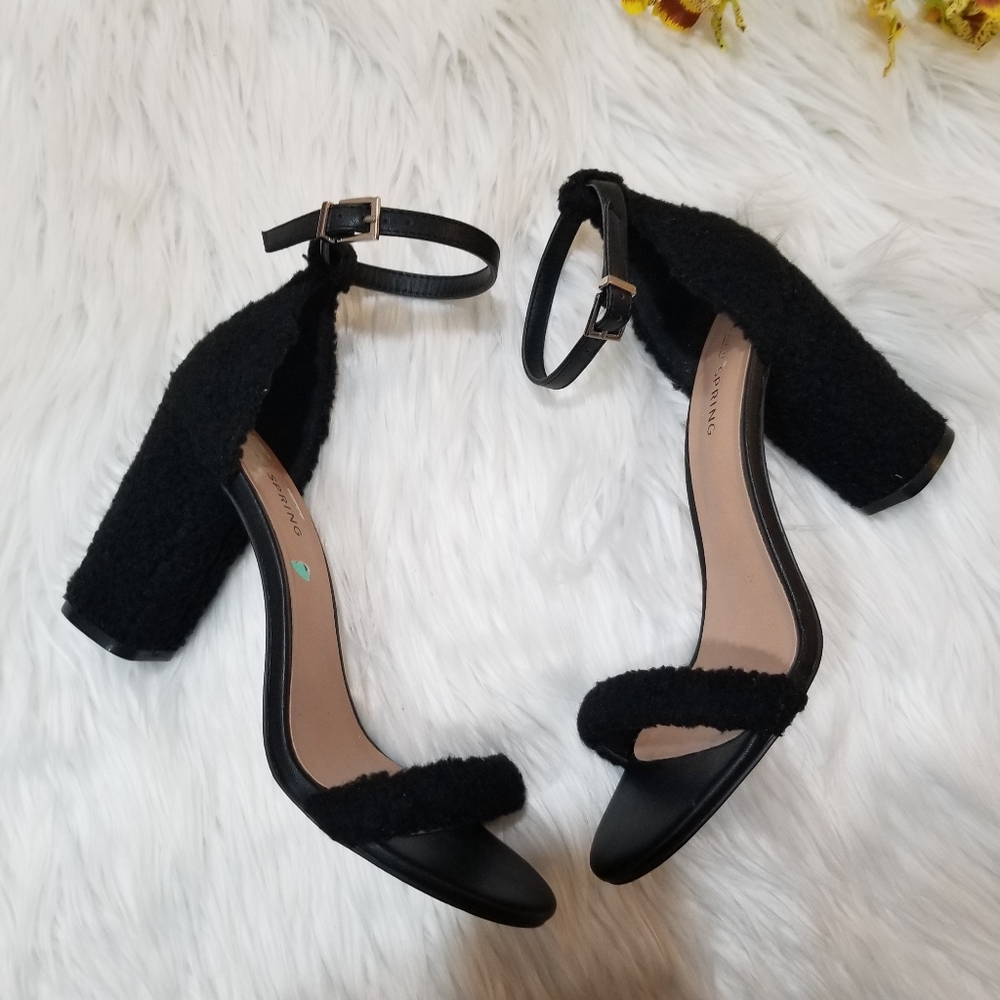 Call It Spring Black Chunky Heel Open Toe Sandals Adjustable Ankle Straps.8.5